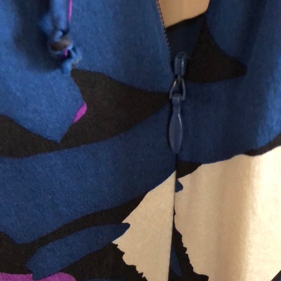 Silk Floral Betsy Johnson Dress - Picture 7 of 7